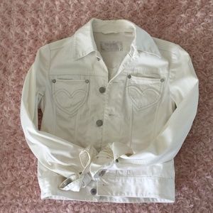 Levis Love Shaped Pocket White Denim Jacket